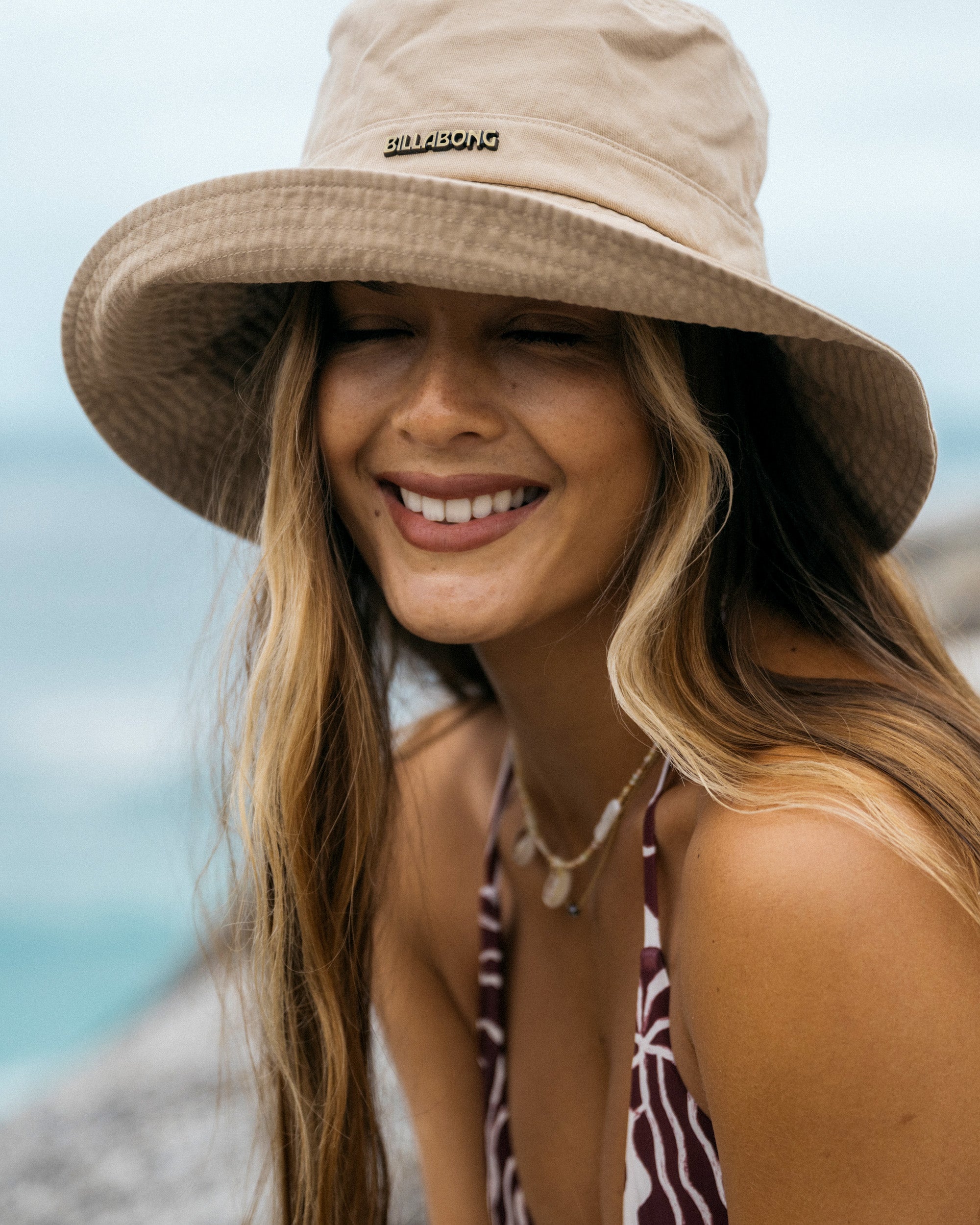 Womens Sands Bucket Hat