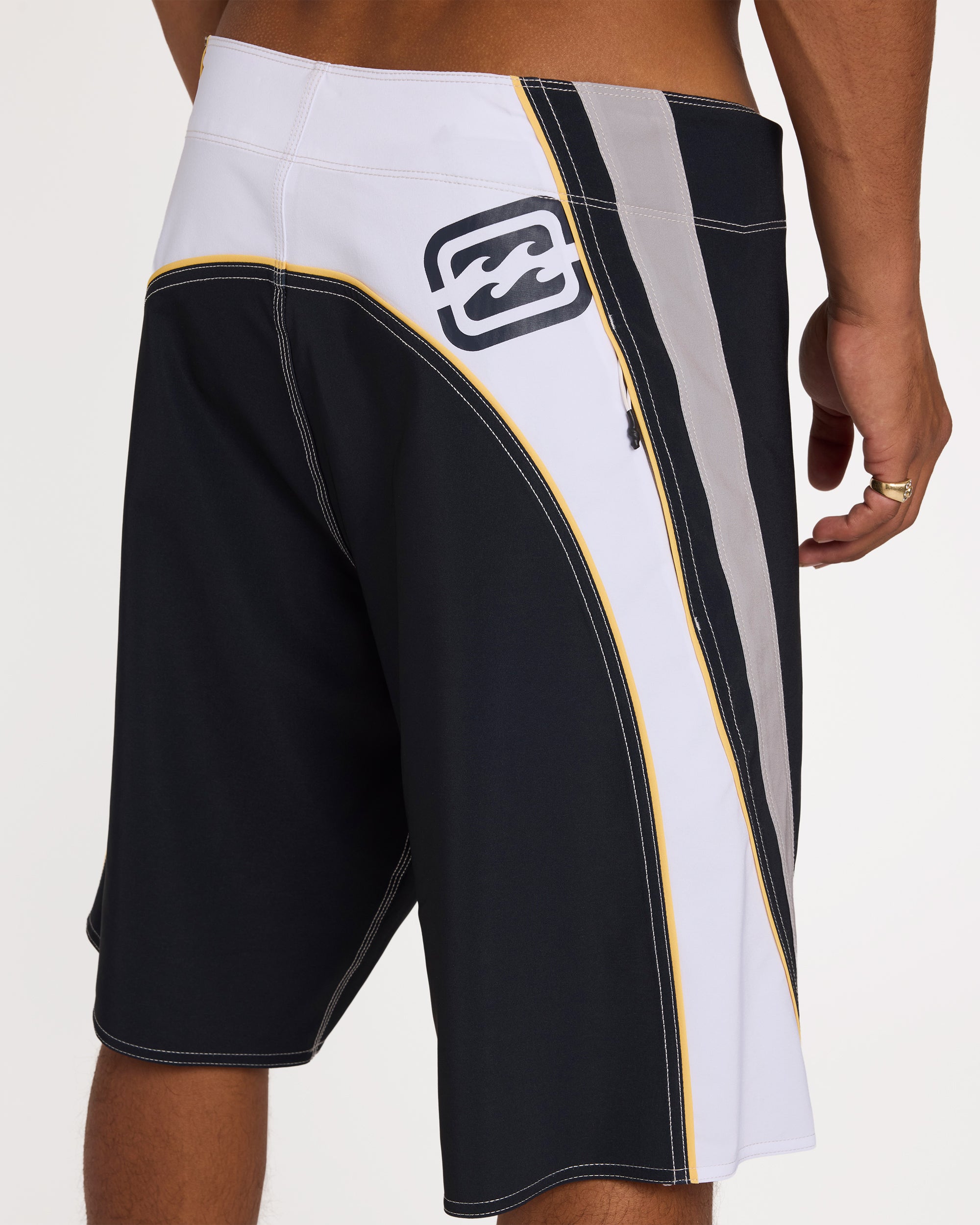 Mens Fluid 2K Pro 21" Boardshorts