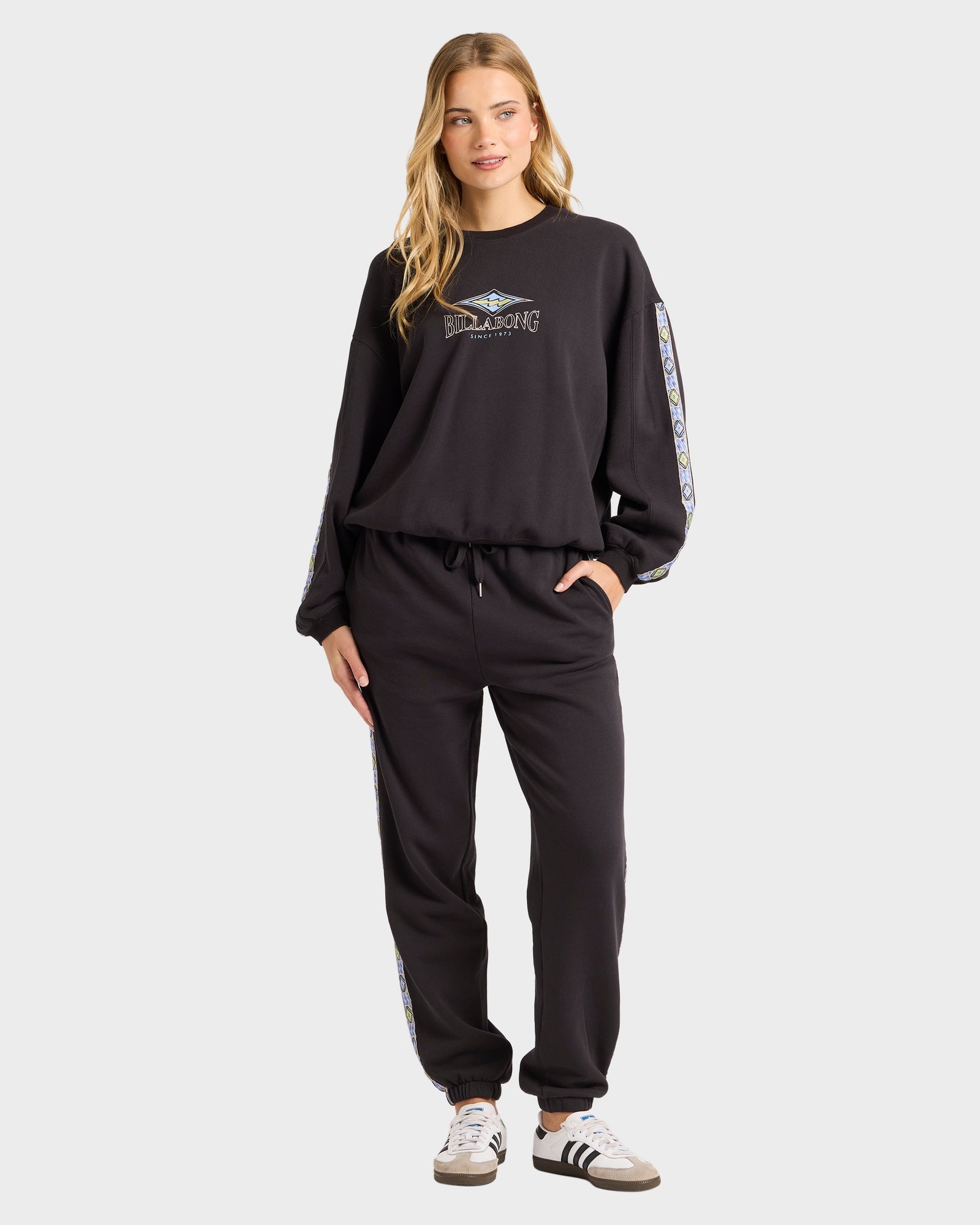 Womens Swipe Right Kendall Crew Neck