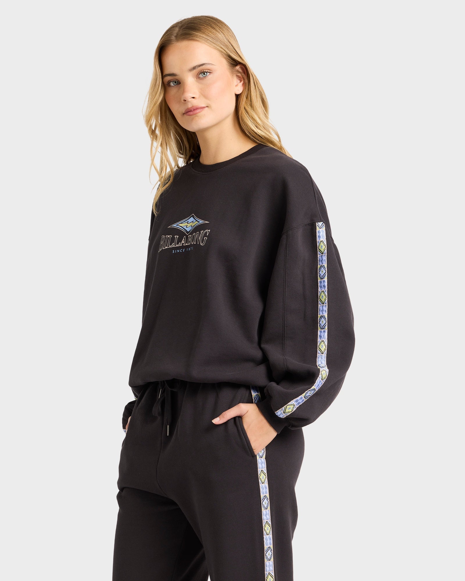 Womens Swipe Right Kendall Crew Neck