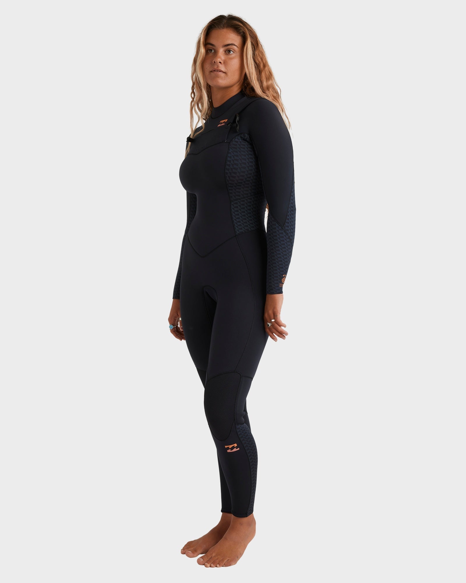 Womens 4/3 mm Synergy Natural Chest Zip Steamer Wetsuit