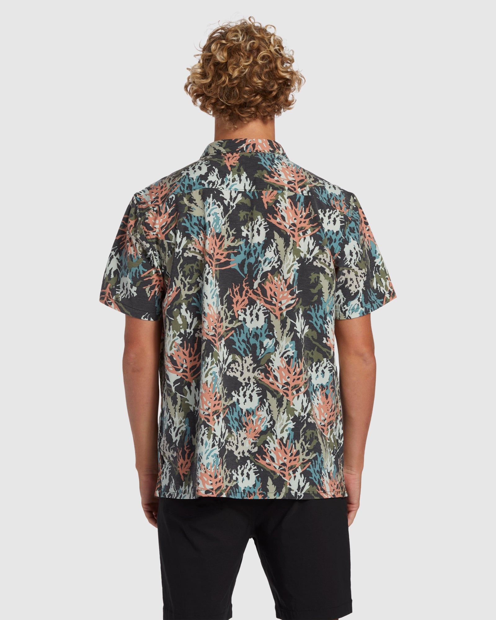 Mens Coral Gardeners Surftrek Shirt