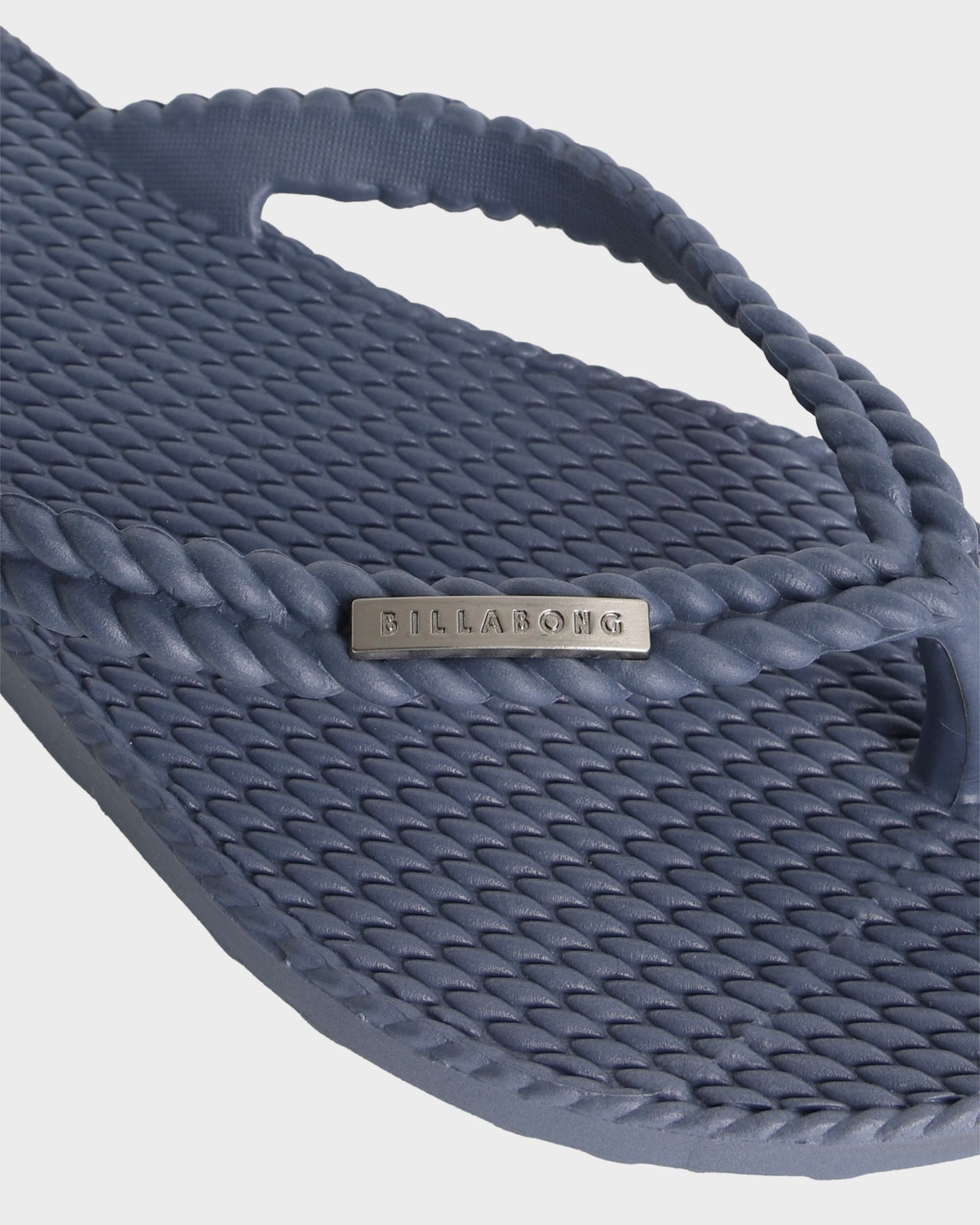 Womens Kick Back Thongs