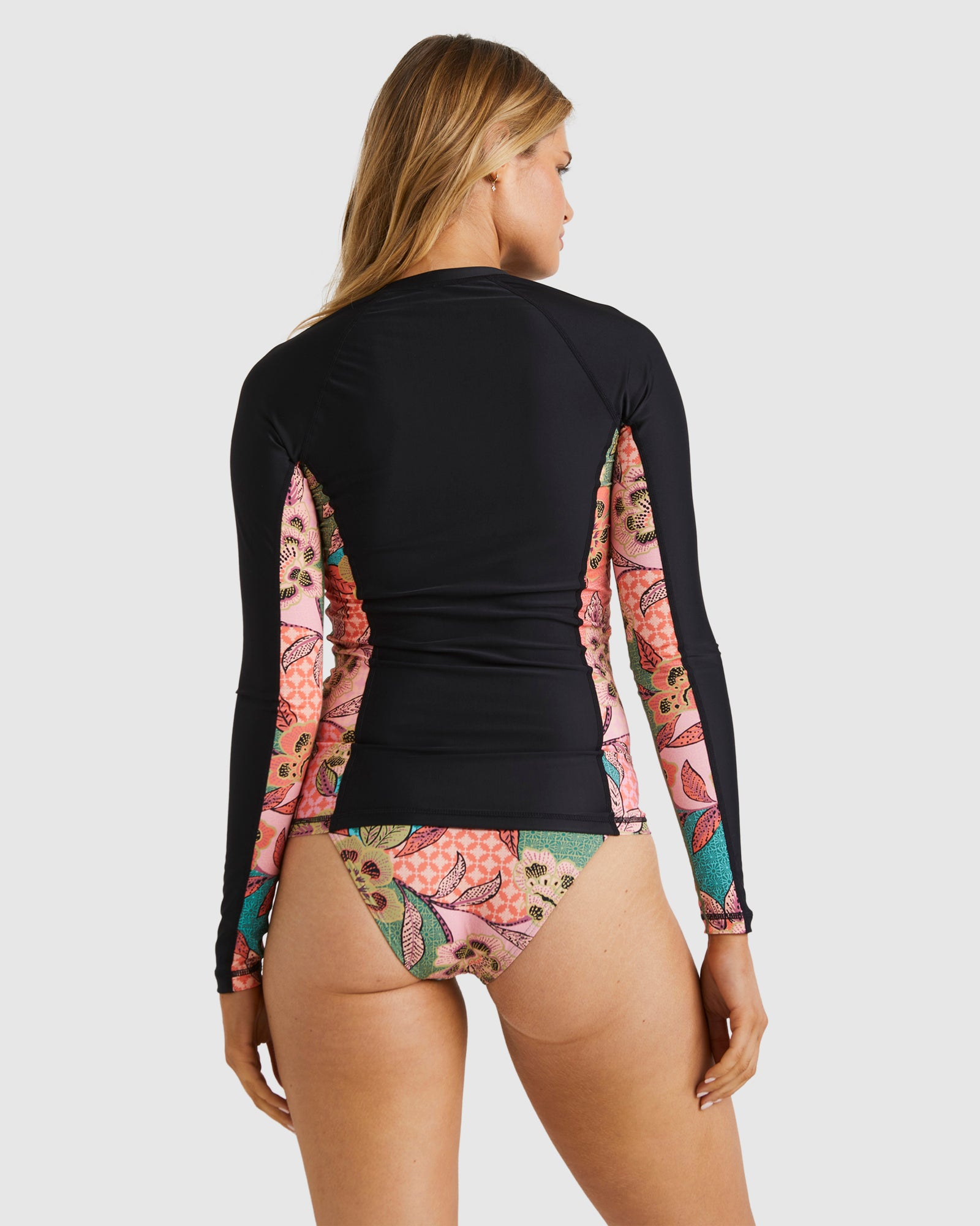Womens Visions Of Paradise Off Shore Long Sleeve Rash Vest