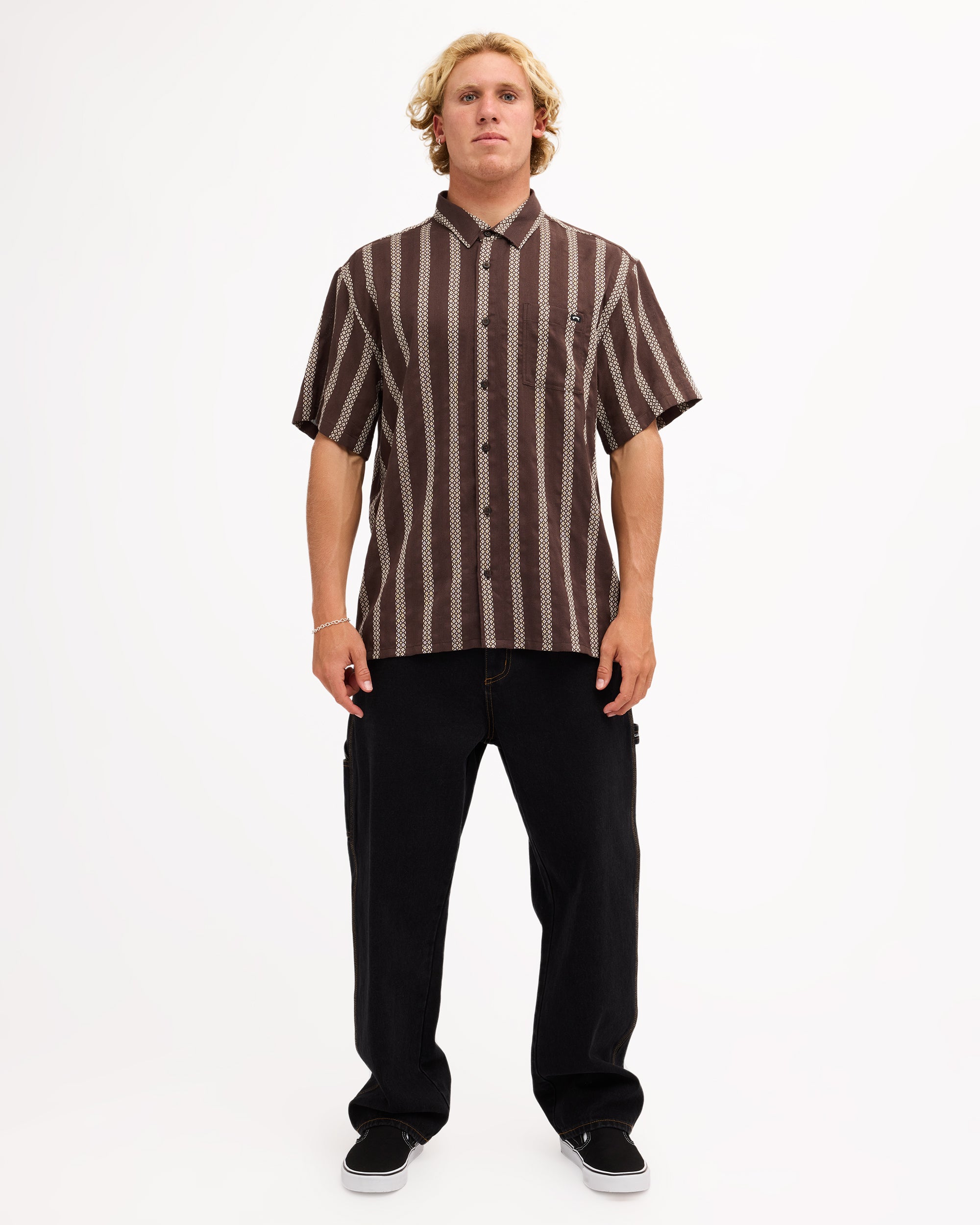 ubywt00175_billabong_cho_frt9
