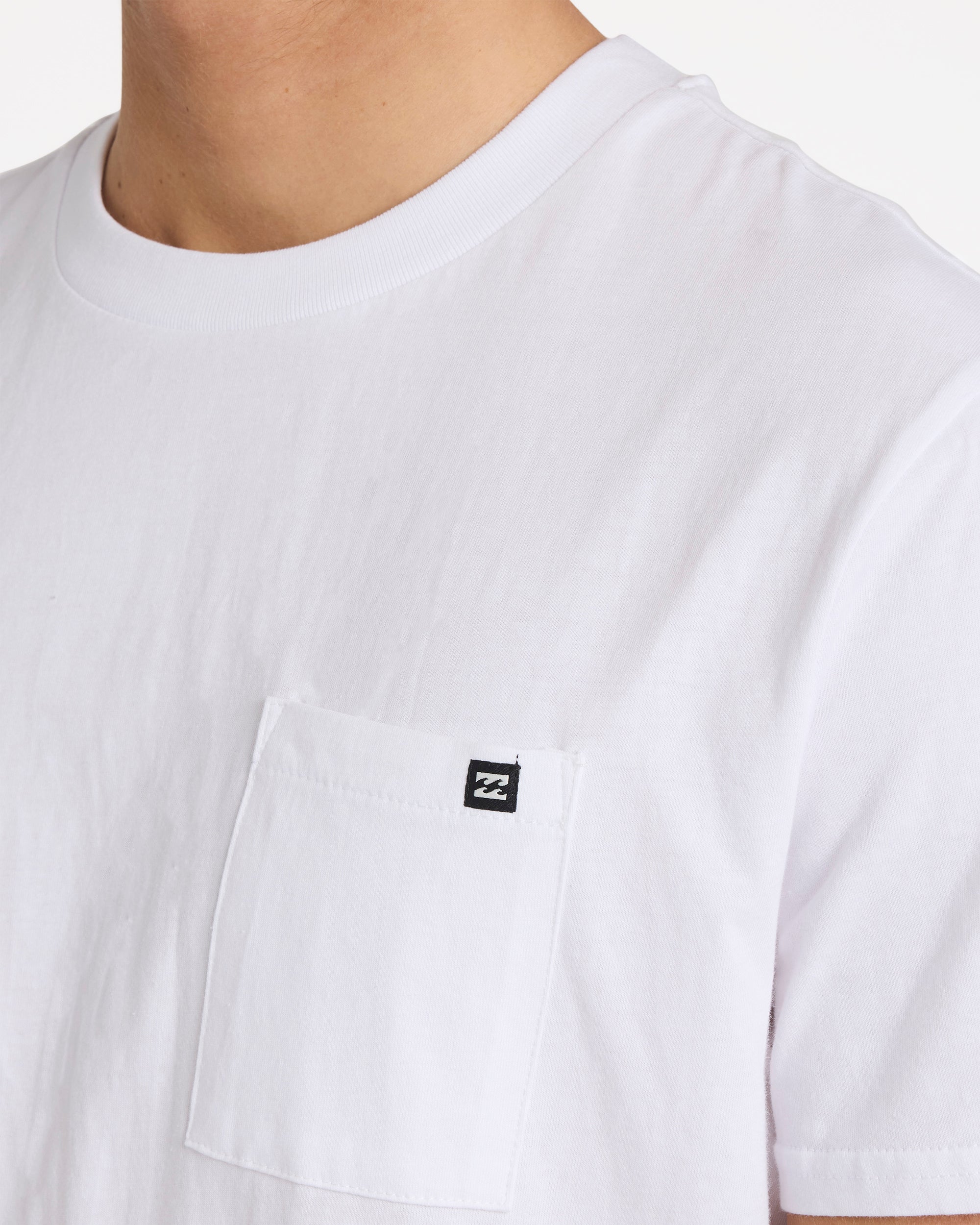 ubyzt00684_billabong_wht_dtl1
