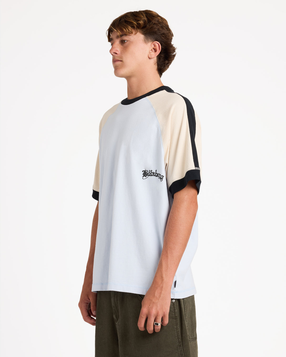 ubyzt00876_billabong_bev0_sd1