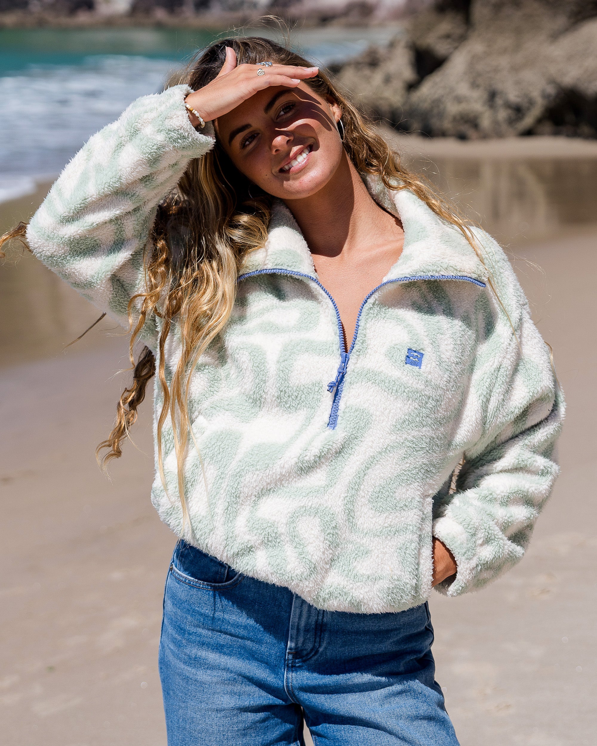 Womens Barra Half Zip Hoodie