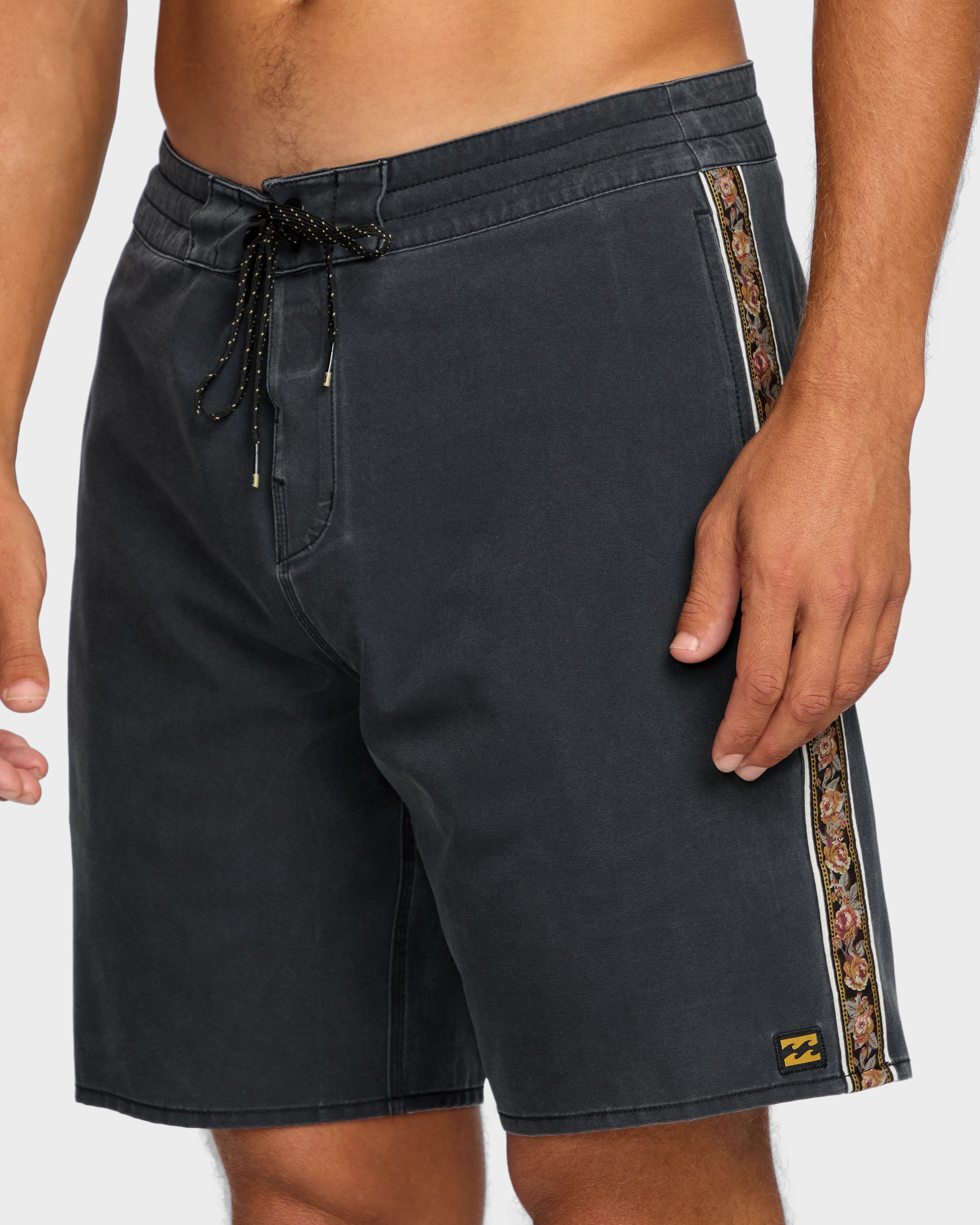 Mens Wategos Lo Tides 18.5" Boardshorts