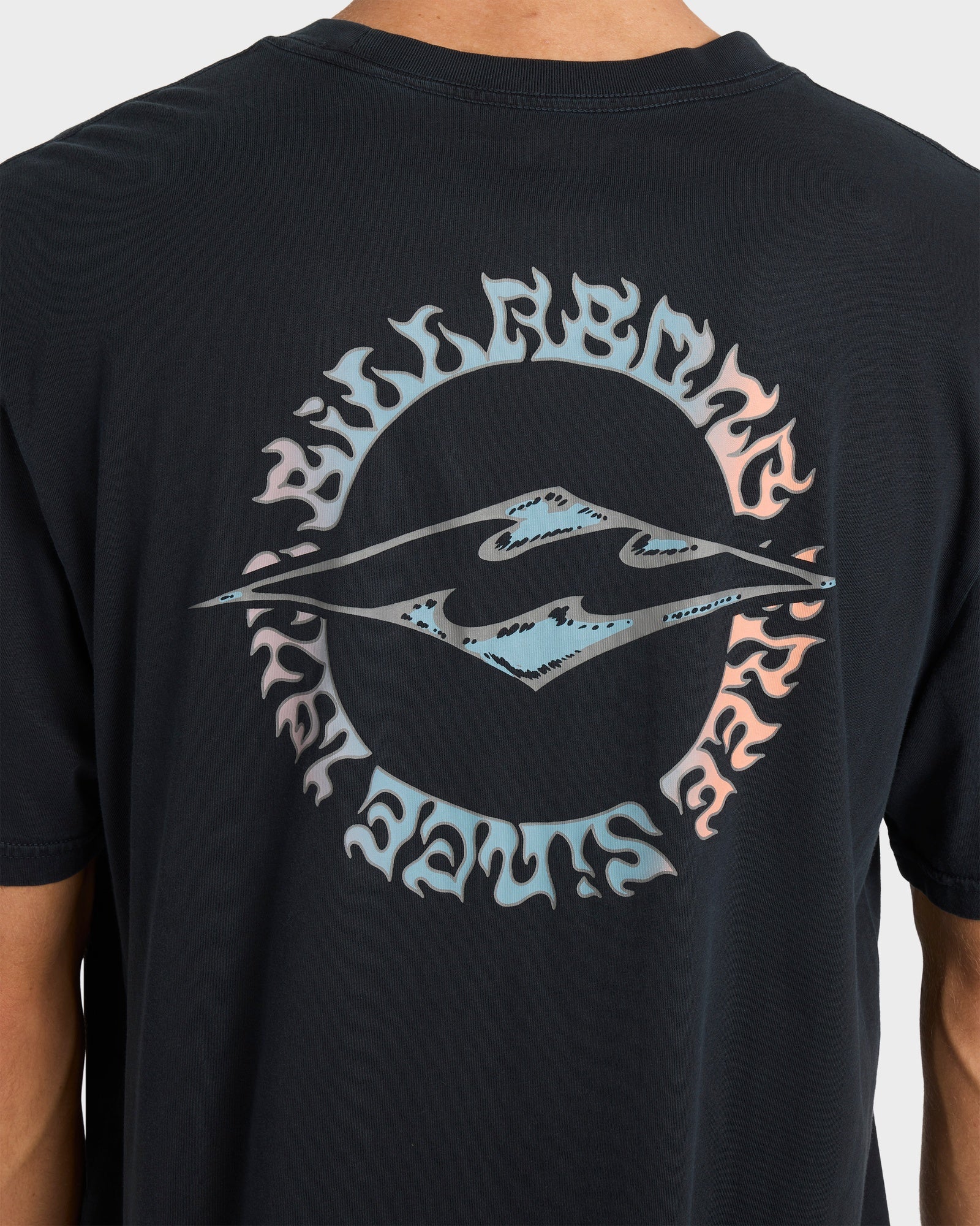 Mens Hollow Diamond Wave Washed Premium T-Shirt