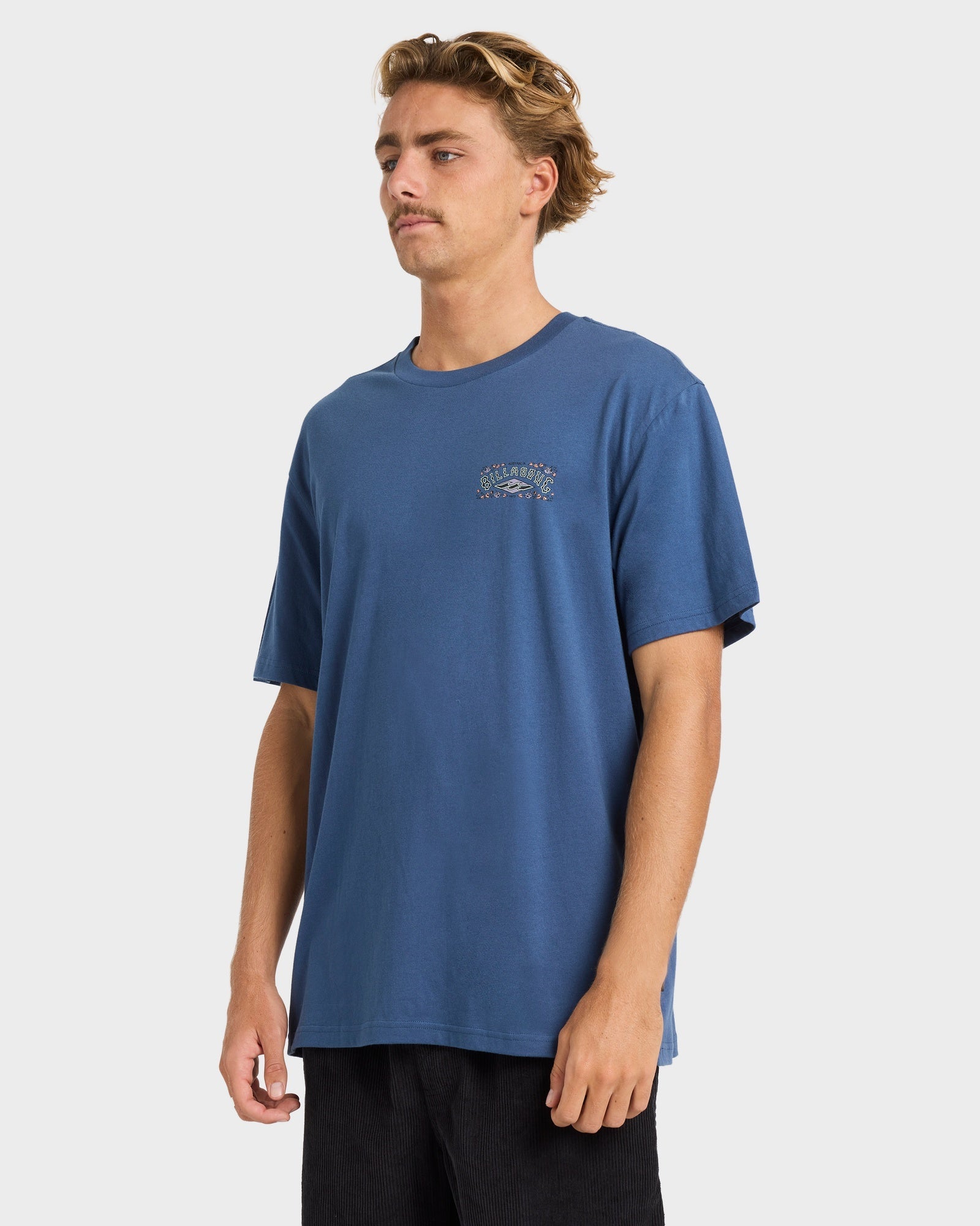 Mens Heritage Arch Premium T-Shirt