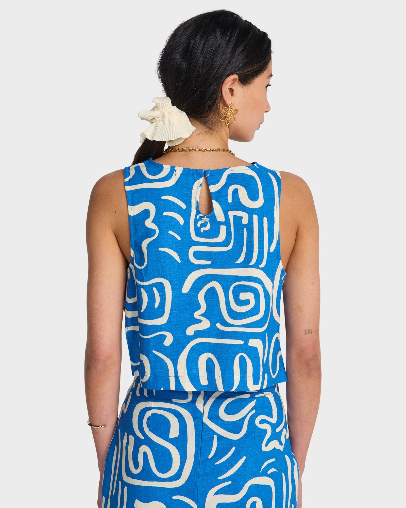 Womens So Breezy Woven Top