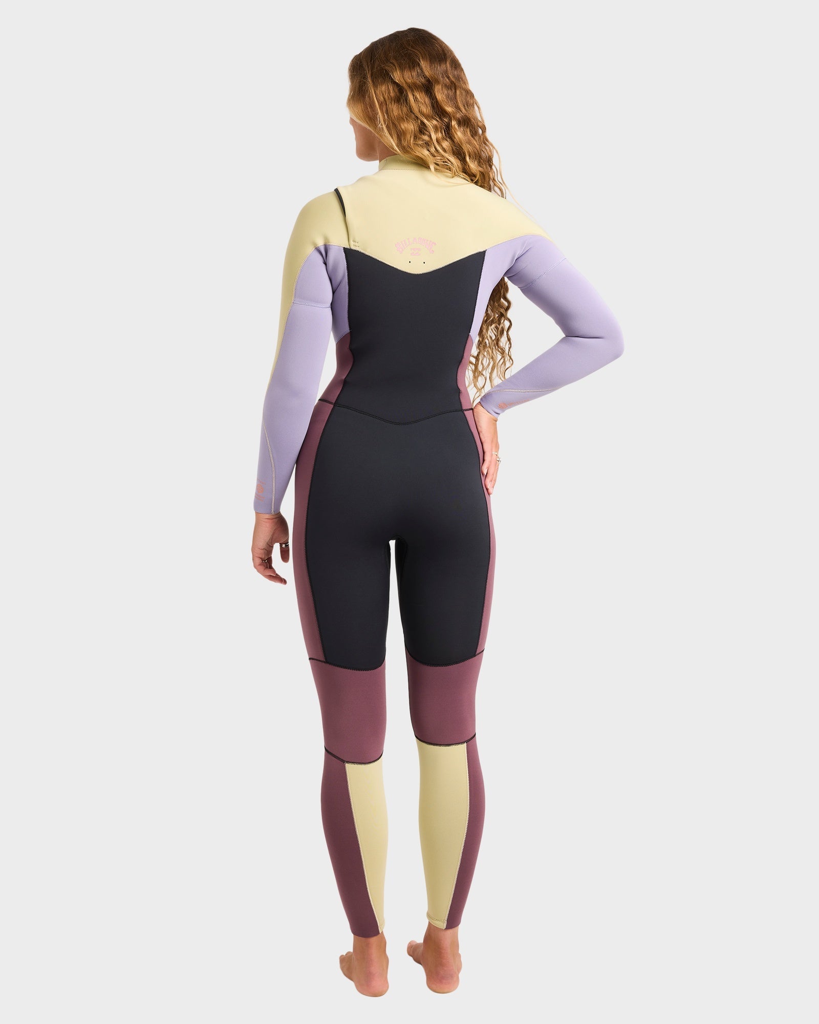 Womens 3/2mm Synergy Natural Chest Zip Steamer Wetsuit