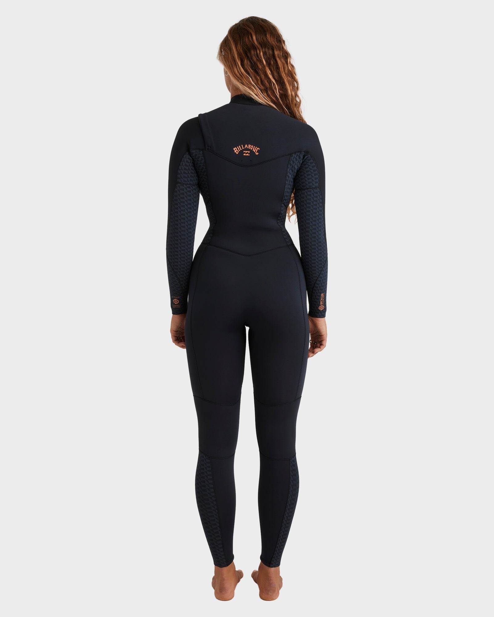 Womens 4/3 mm Synergy Natural Chest Zip Steamer Wetsuit