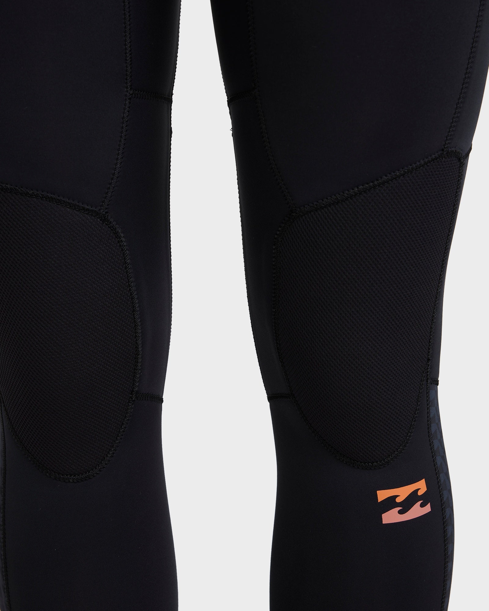 Womens 4/3 mm Synergy Natural Chest Zip Steamer Wetsuit