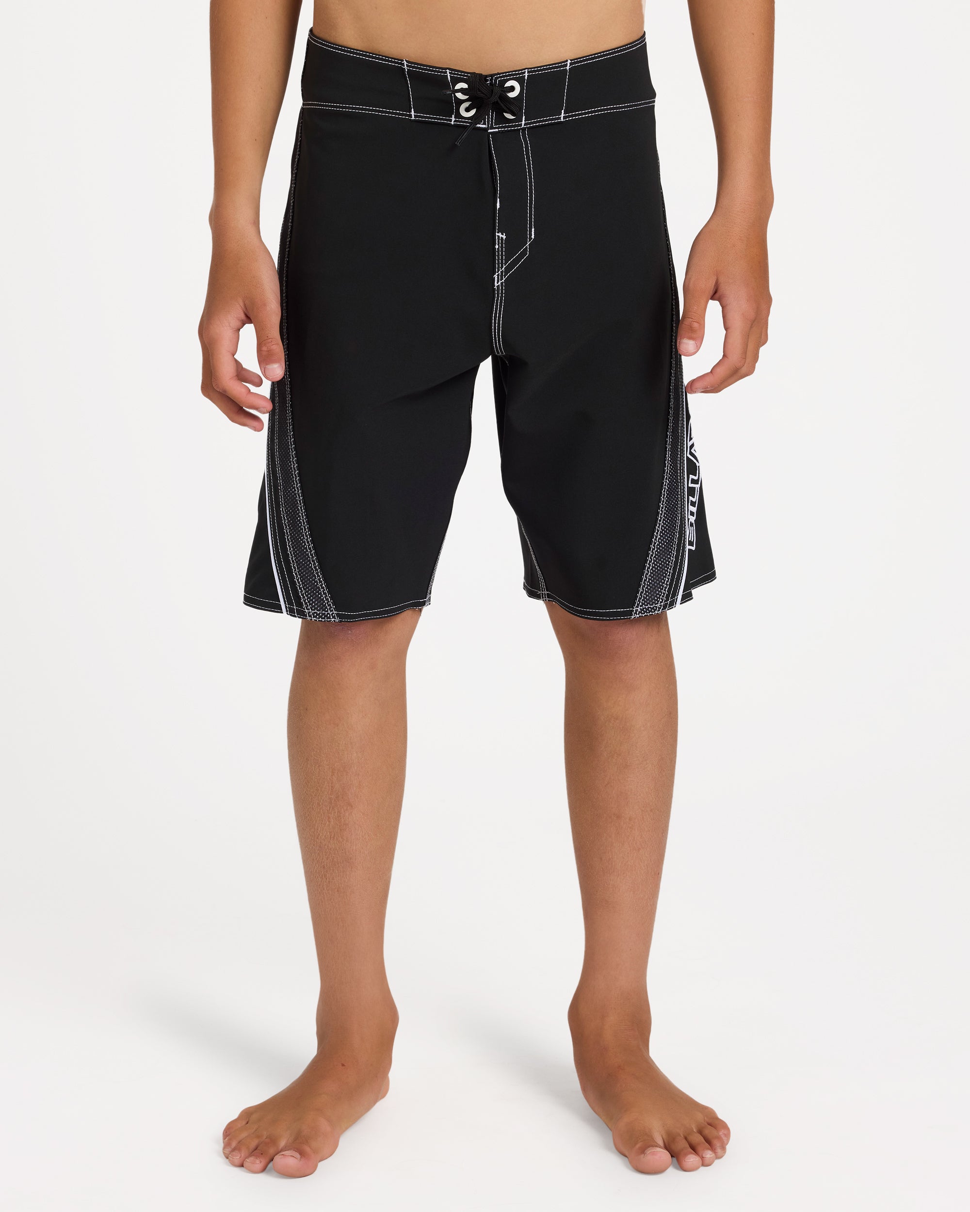 24c08450_billabong_blk_frt1