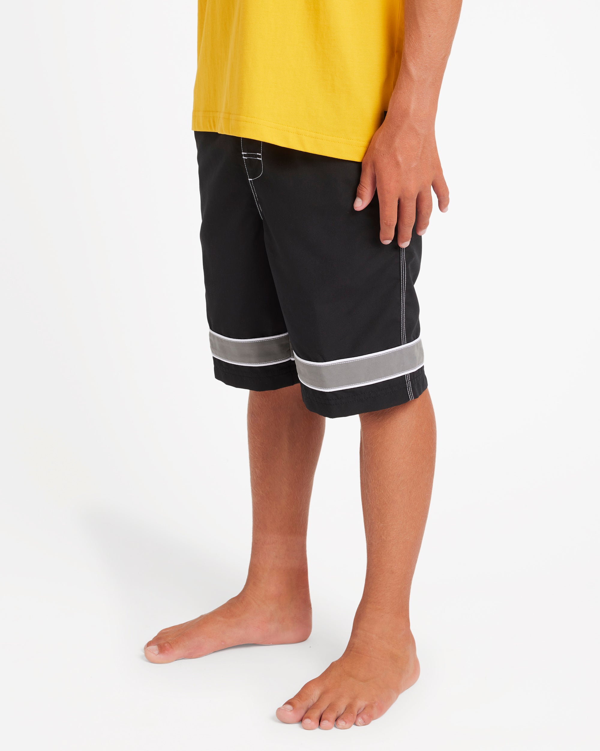24c25450_billabong_blk_sd1