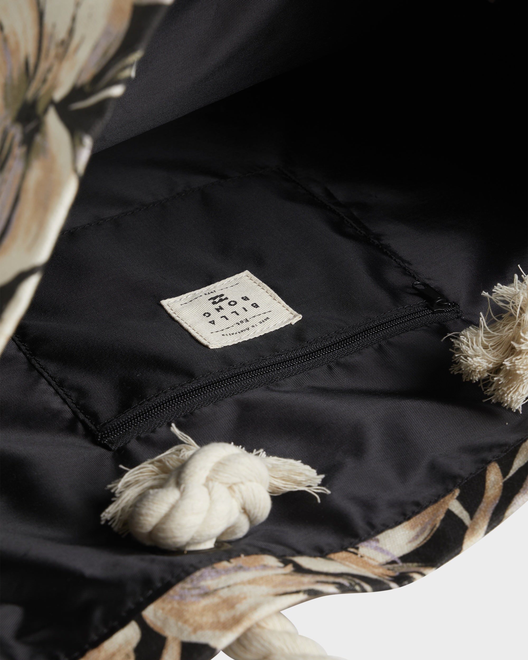 Womens Drifting Coast Tote Bag