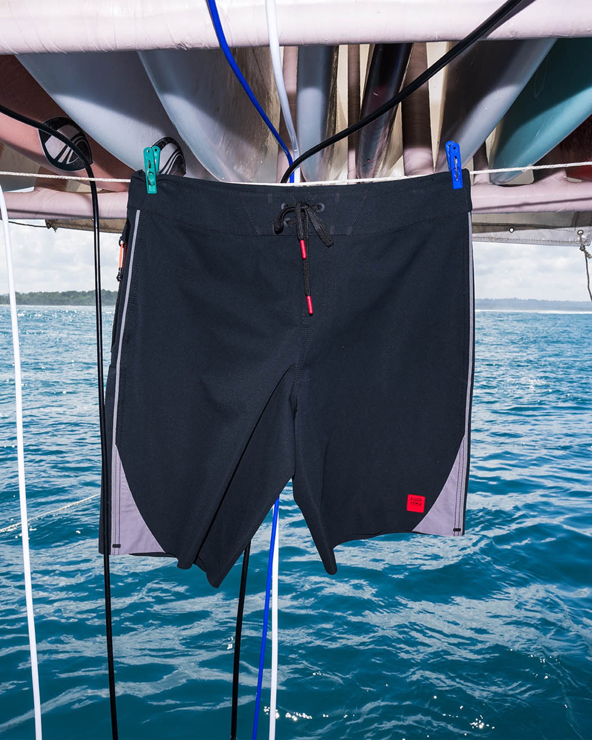 Mens Strike Mission Pro 21" Boardshorts