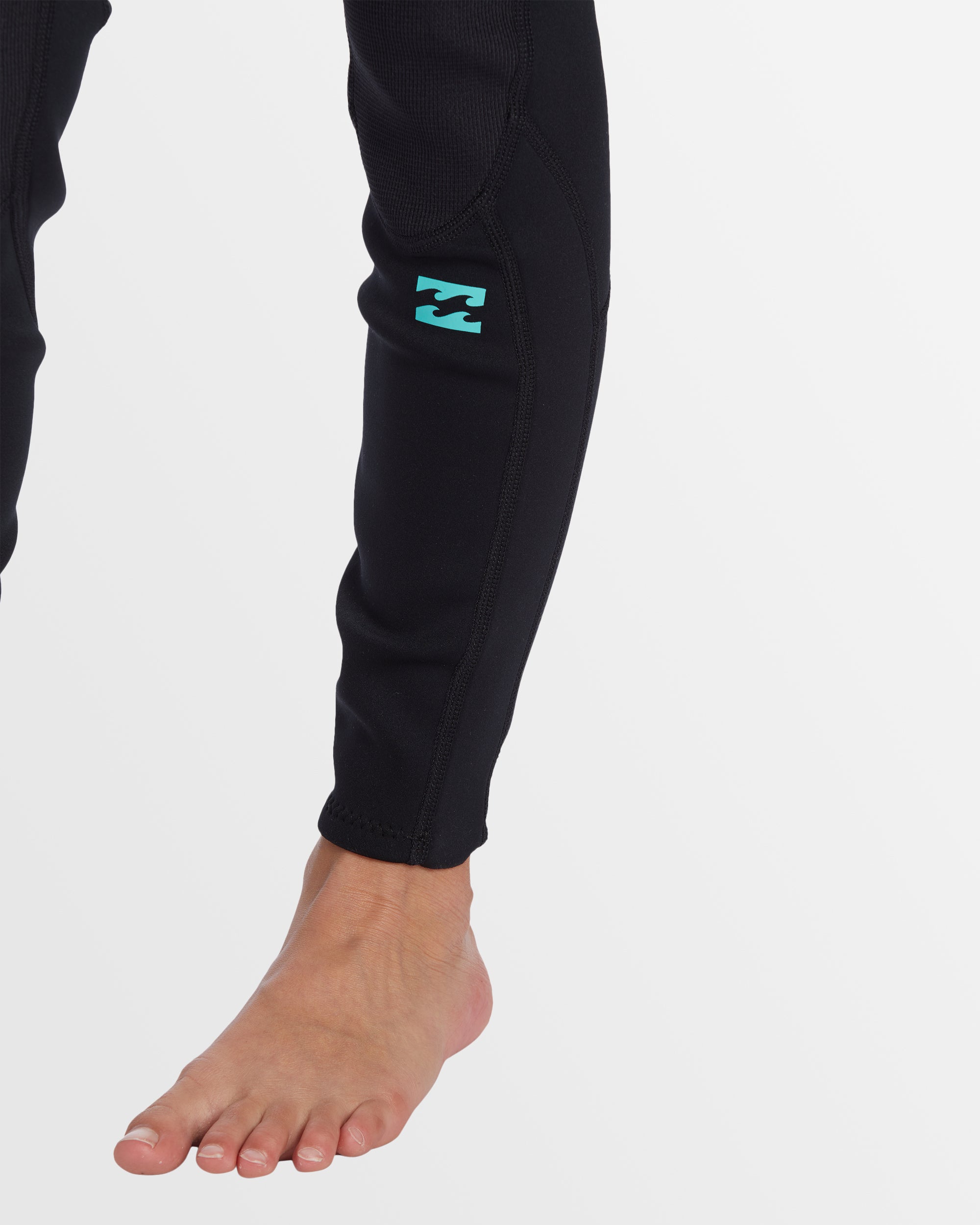 Girls 6-16 3/2mm Foil Back Zip Steamer Wetsuit