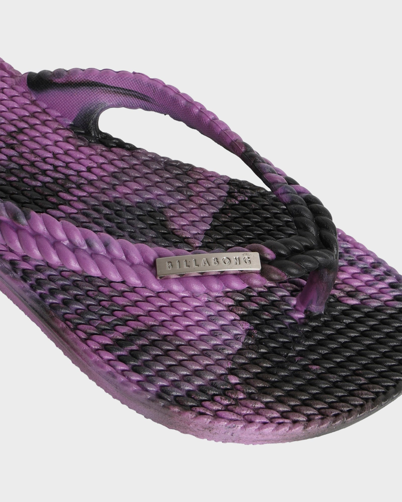 Girls 6-14 Kicks Marble Thongs