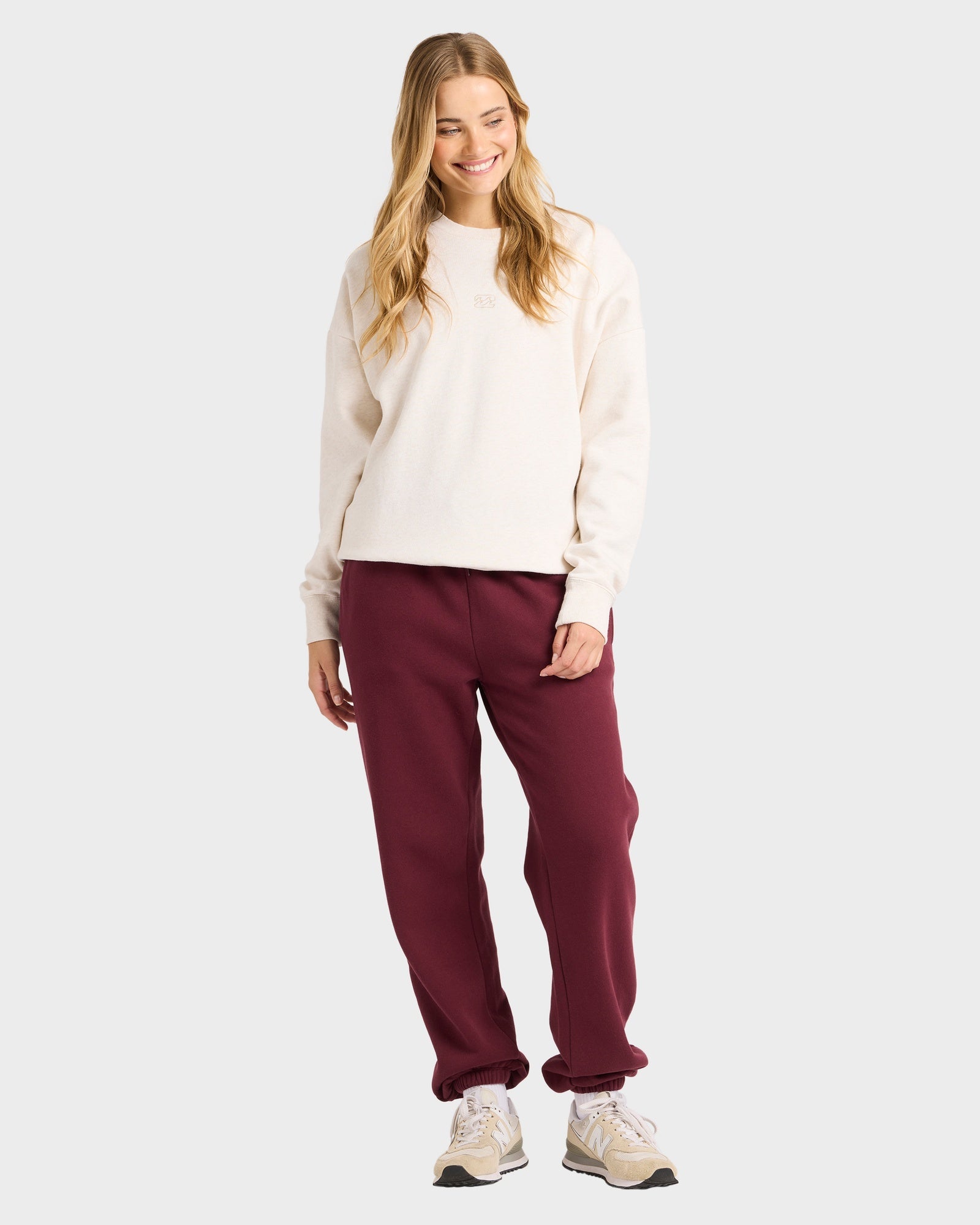 Womens Wave Essentials Trackpants