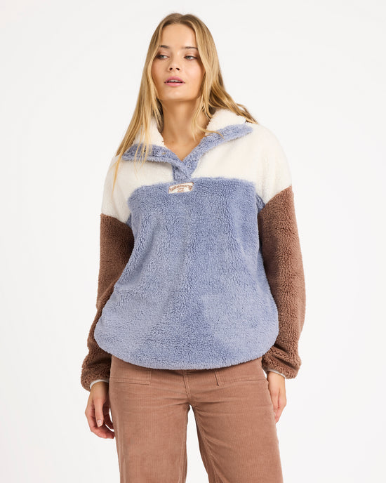 Womens Vibes Back Snap Up Fleece Pullover