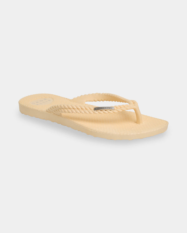 Womens Kick Back Solid Thongs