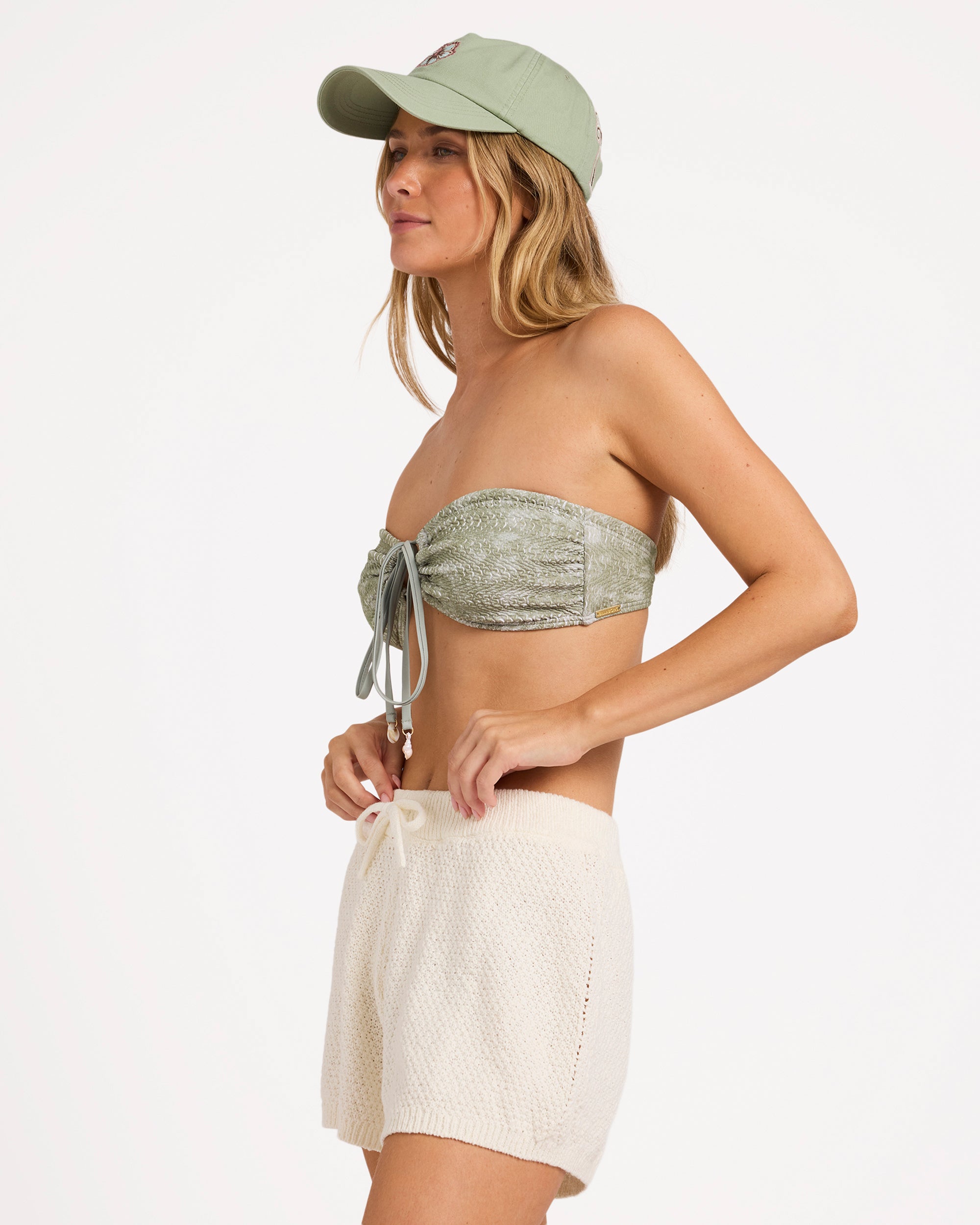 Womens Here To Stay Elastic Waist Shorts