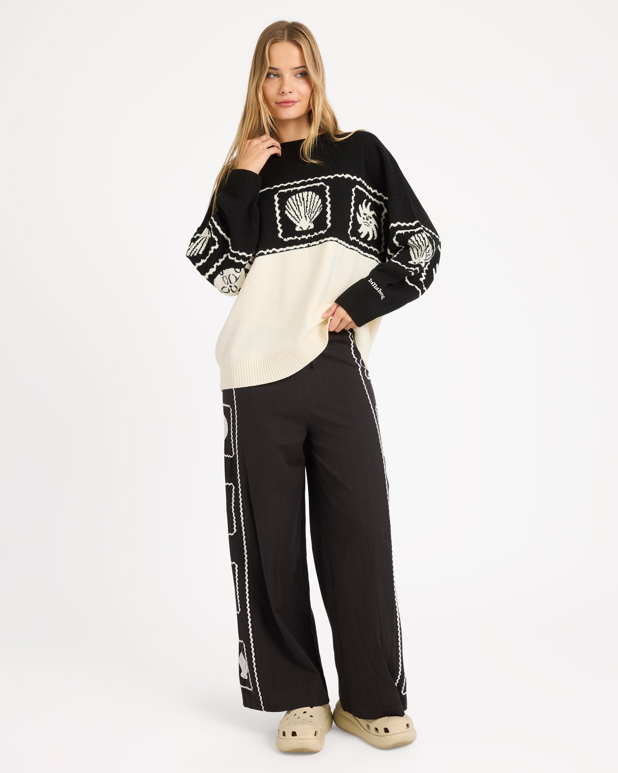 Womens Sea Side Dreamer Sweater