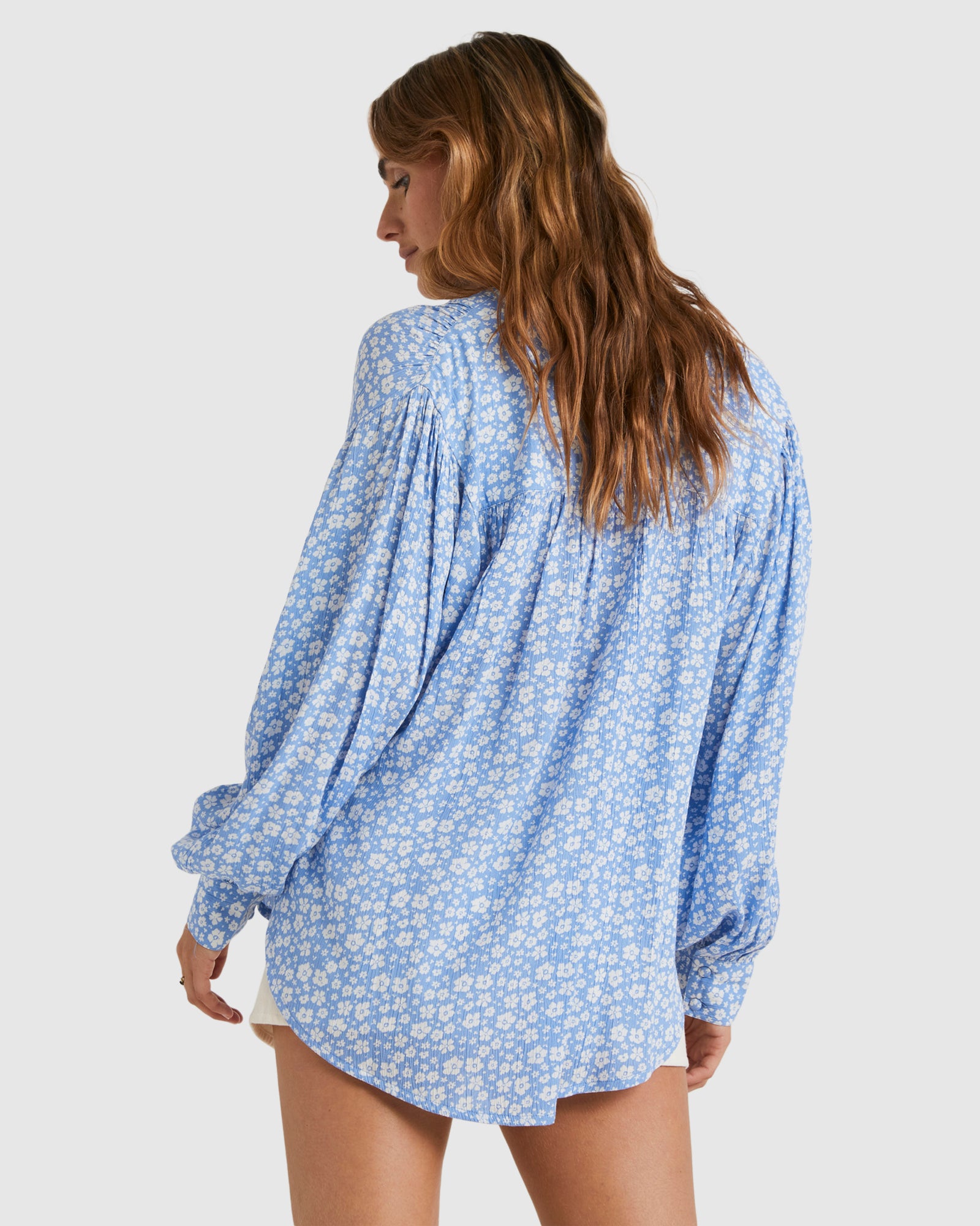 Womens Holiday La Mer Long Sleeve Shirt