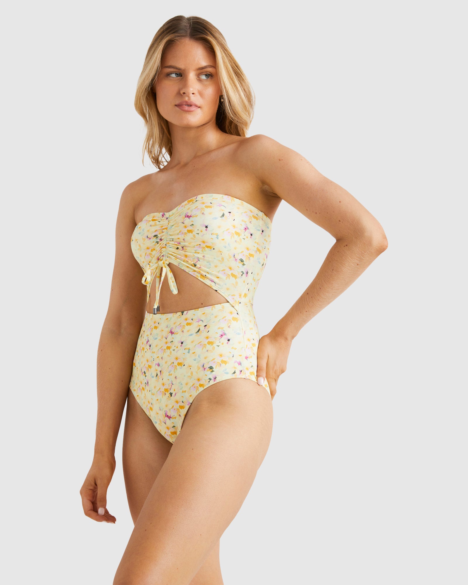 Womens Mellow Days Summer One Piece Swimsuit