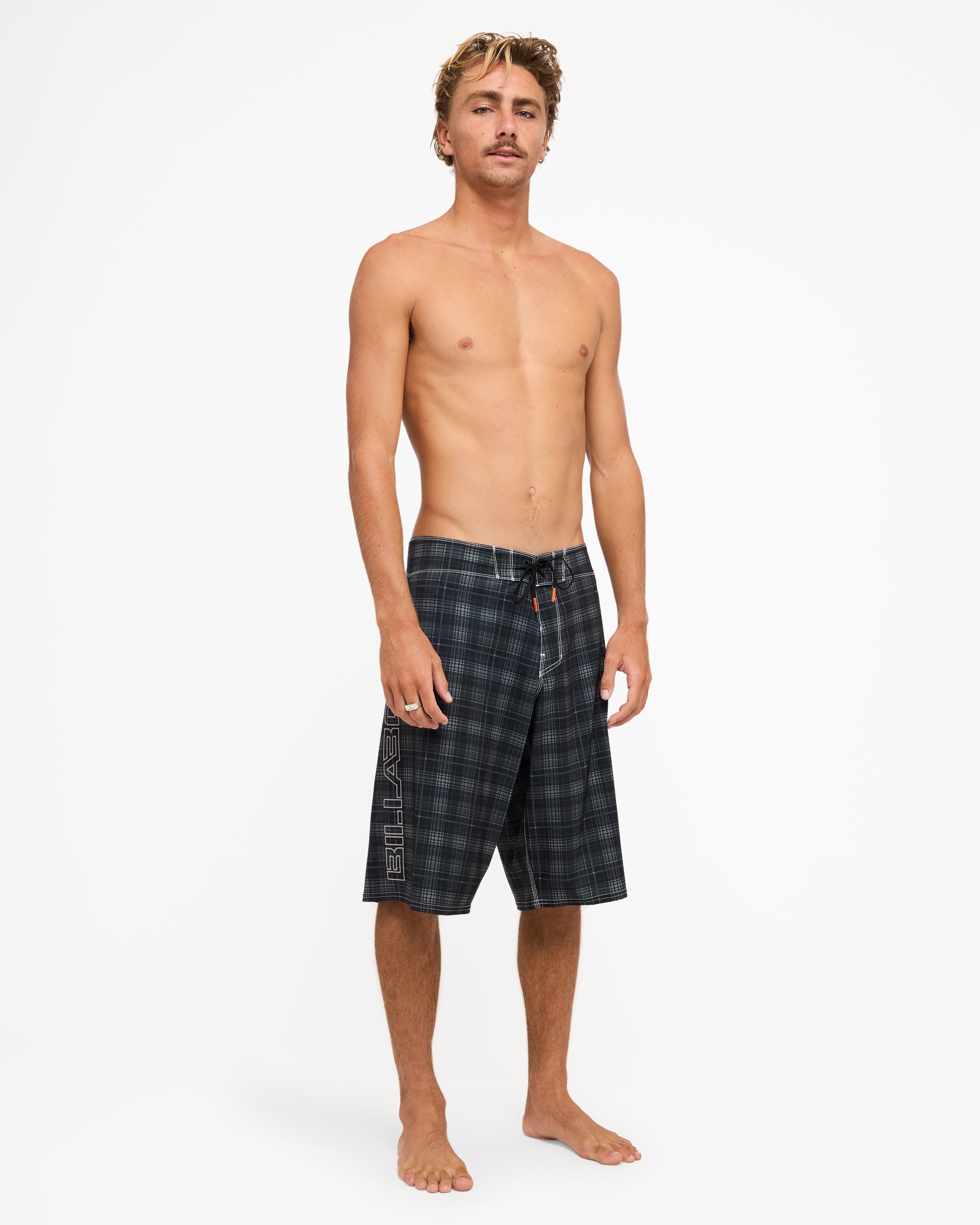ubybs00216_billabong_rvn_frt9