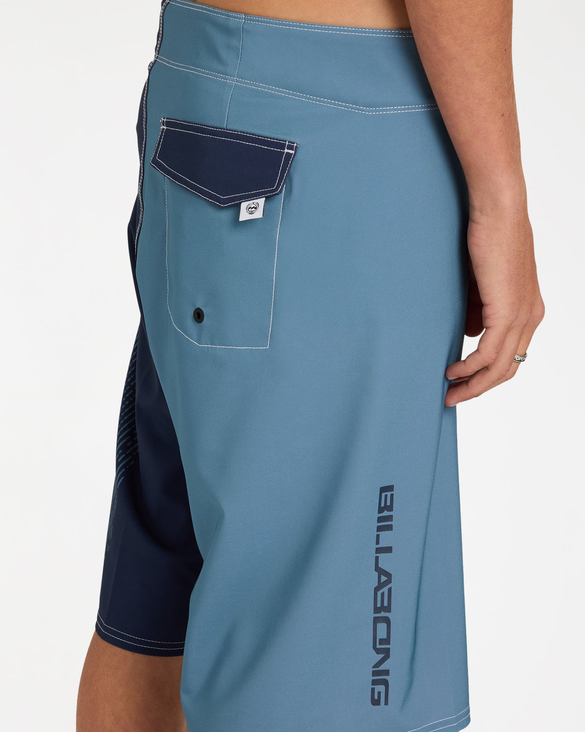 ubybs00219_billabong_bsp0_dtl1