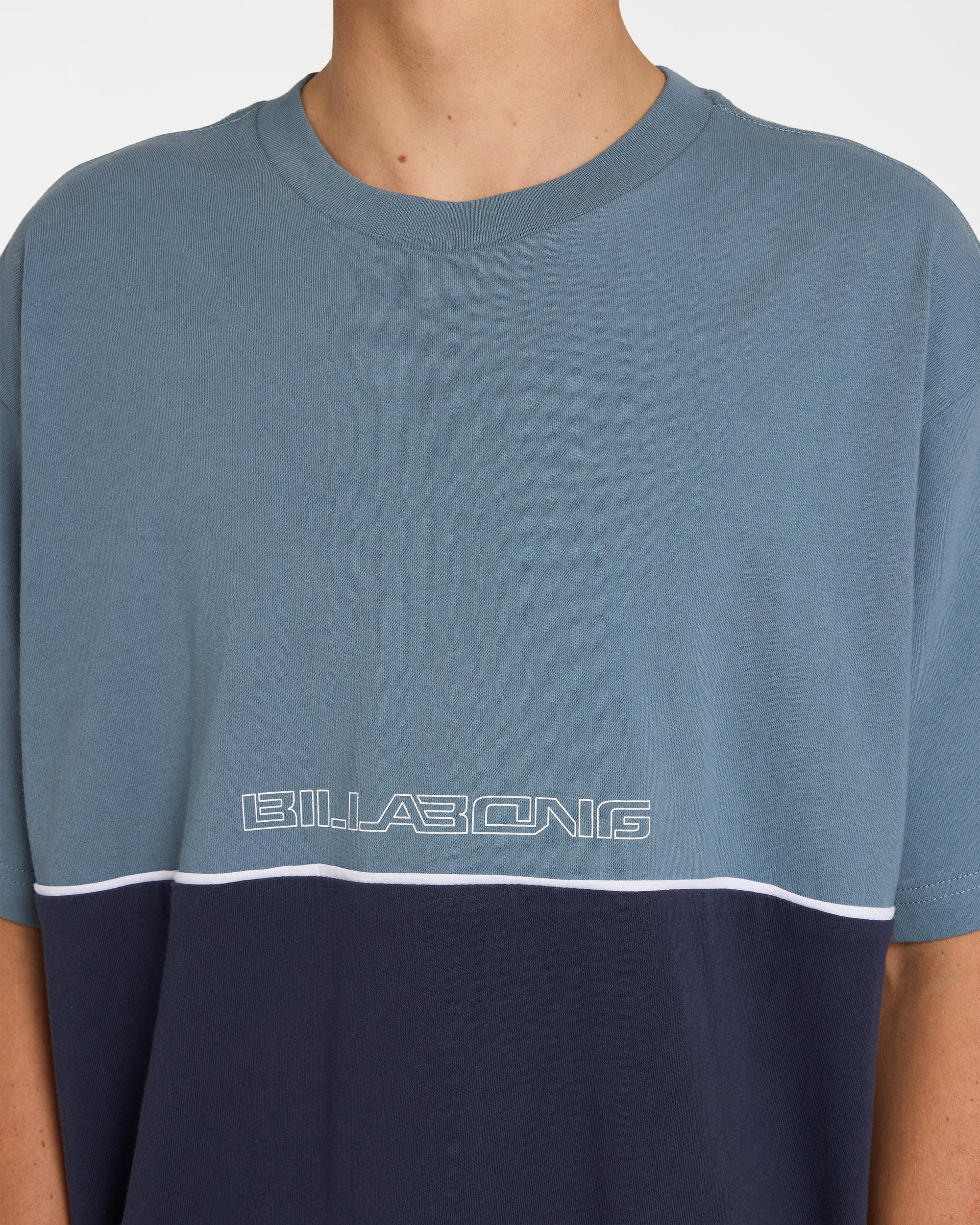 ubyzt00827_billabong_bmq0_dtl1