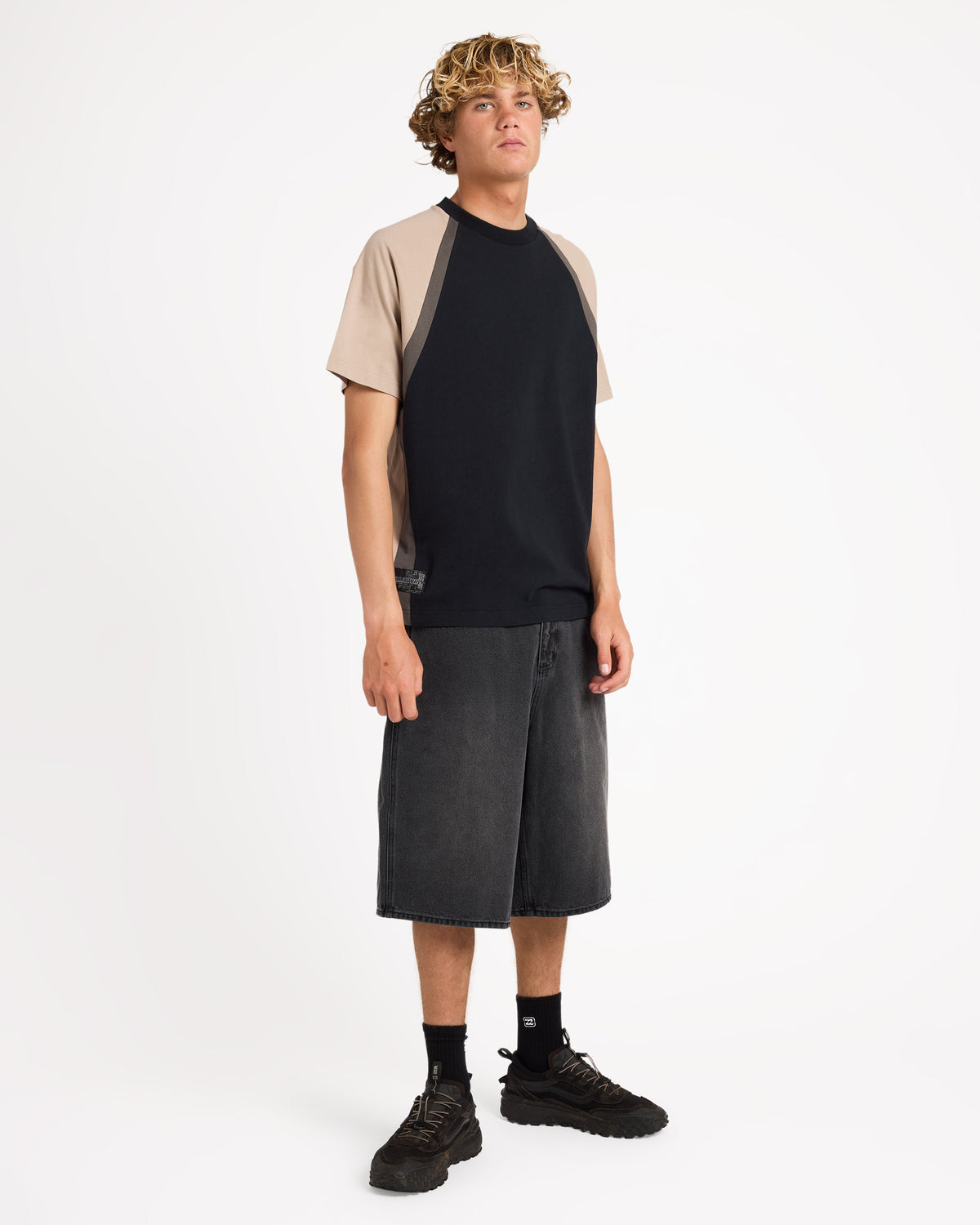 ubyzt00871_billabong_blk_frt9