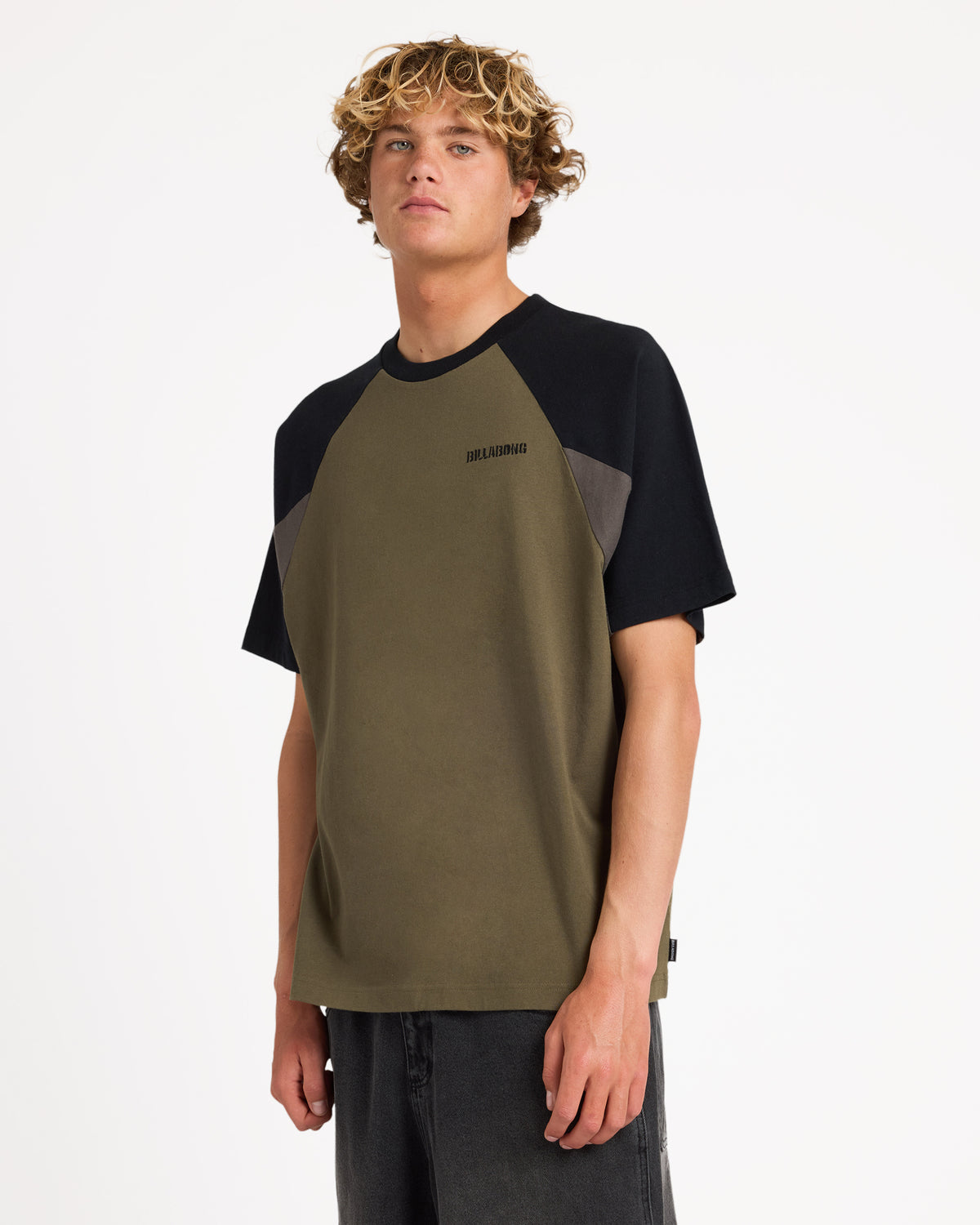 ubyzt00875_billabong_olv_sd1
