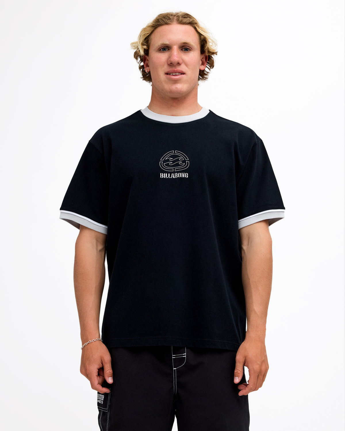 ubyzt00938_billabong_blk_frt1
